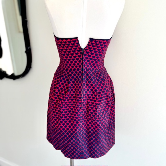 Club Monaco Strapless Heart Pattern Nelly Dress with Pockets! - Picture 6 of 7